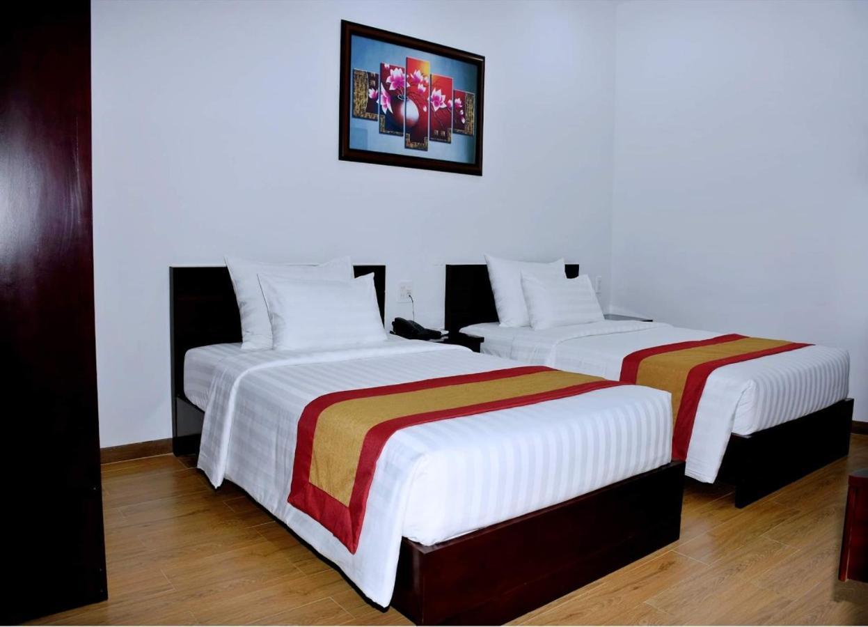 Dac Tin Luxury Hotel Туихоа Экстерьер фото
