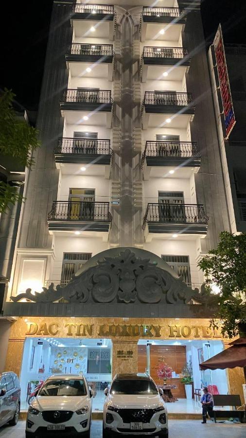 Dac Tin Luxury Hotel Туихоа Экстерьер фото