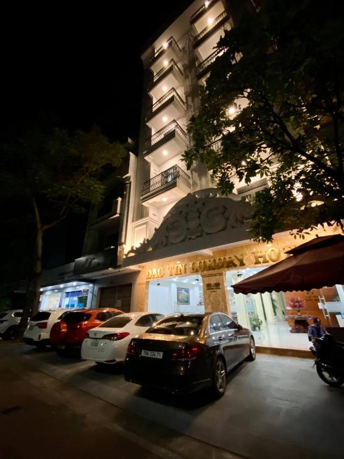 Dac Tin Luxury Hotel Туихоа Экстерьер фото