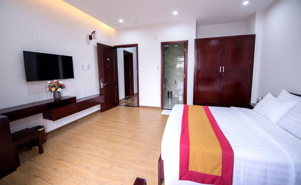 Dac Tin Luxury Hotel Туихоа Экстерьер фото
