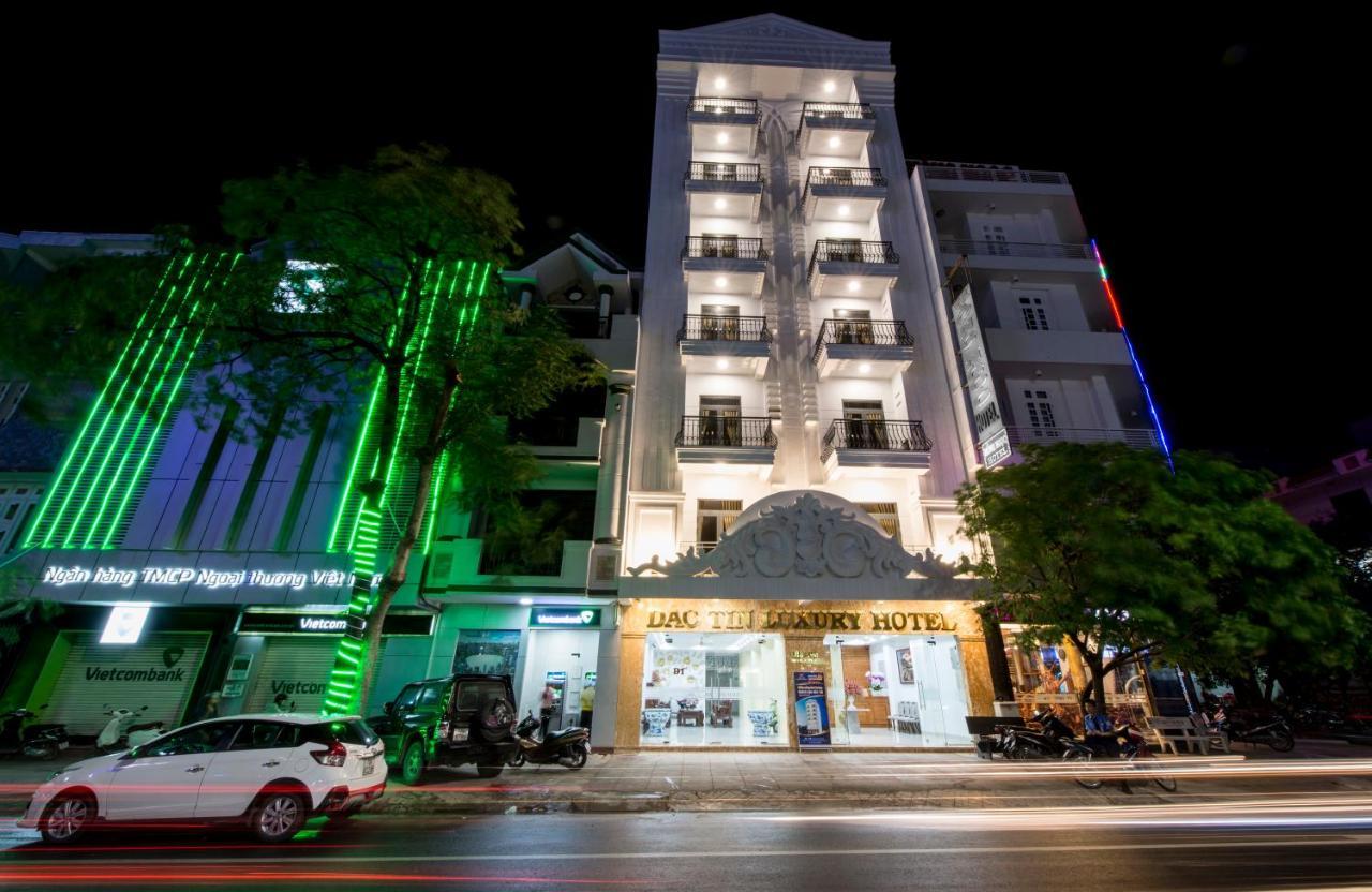 Dac Tin Luxury Hotel Туихоа Экстерьер фото